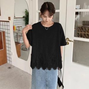 QDshop 🍭เสื้อยืดแฟชั่นแต่งชายลูกไม้ สวยหรูดูแพง💓 แมทซ์ง่ายให้ลุคสุภาพ สาวๆสไตล์มินิมอลต้องมีติดตู้แล้วน๊าาา🎁🎀