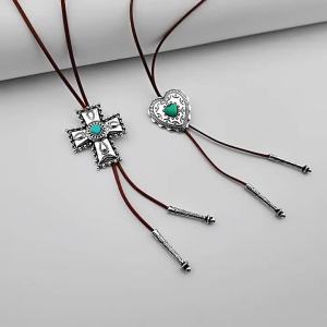 Kalung Salib Turquoise R Eropa dan Amerika