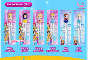 Đũa cho bé tập ăn cao cấp họa tiết 3D chính hãng Disney siêu xinh và ngộ nghĩnh