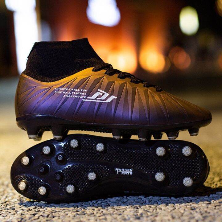 Black soccer best sale cleats with sock