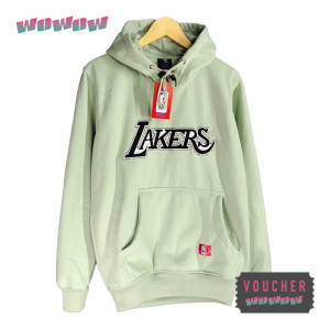 Lakers Jaket Hoodie NBA LA Los Angeles Sweatshirt LeBron James Kobe Bryant Shaquille ONeal Green Mantel Tulisan Font Logo Hitam Black STREETWEAR CLOTHING HYPE HYPEBEAST BRAND