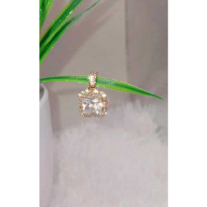 Liontin Zoya Alloy Lapis Ma 18K Permata Zirconia PP022G