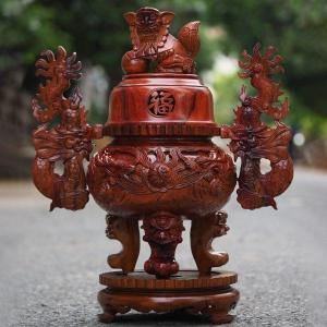 Đỉnh thờ gia tiên lư hương trạm song long gỗ hương rát vàng