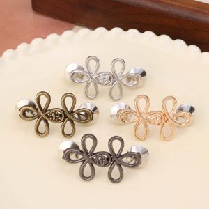 กระดุมไร้รอยต่อถอดออกได้สำหรับกางเกงกระโปรงสามารถถอดออกได้เข็มขัดเอวรัดเอวหัวเข็มขัดรูปใบโคลเวอร์สี่ใบน่ารัก4คู่