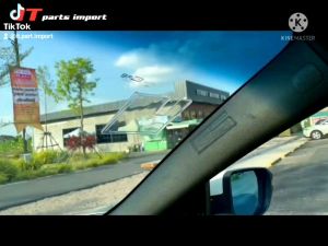 กรอบป้ายภาษีรถยนต์ เกรดทั่วไปBB รุ่นใหม่มีขอบด้านในใส่ภาษีง่ายมากๆ ไม่ติดแถบกาว