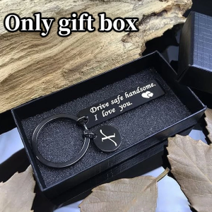 Keychain Stainless Steel Keychains Accessories Gift Box Birthday Boyfriend Family Lover Key Chain Stainless Gift Steel Drive Safe Keychain 26 Letters Key Chain