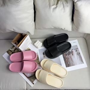 New WomenS Thick-Soled Slippers For Outdoor Wear Fashionable High-Heeled Platform Beach Casual Waterproof Sandals
