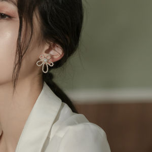 AN1188 Anting Bunga Pearl anting tusuk fashion wanita kekinian model bunga sedang mutiara desain gaya korea korean onni oeni style import cantik mewah unik lucu imut
