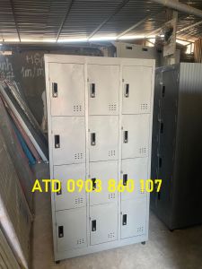 Tủ locker 12 ngăn có khóa mỗi ô rộng rãi đựng balo như hình 100% freeship