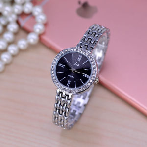 Mooney Jam Tangan Wanita Rantai Mini Moon Jam Analog Quartz Fashion Elegant JW 06