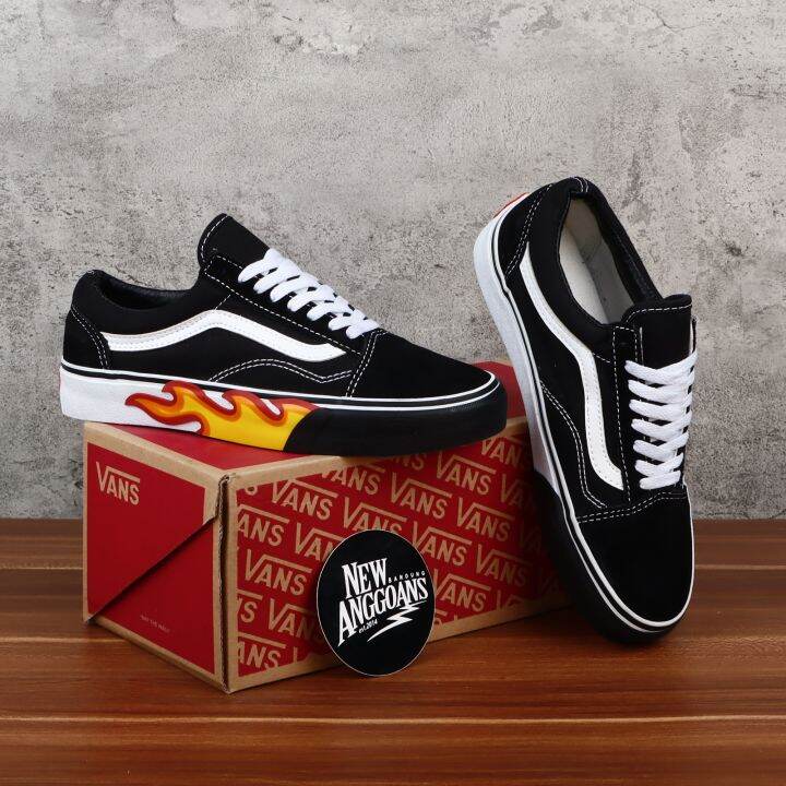 Vans 2025 motif flamme