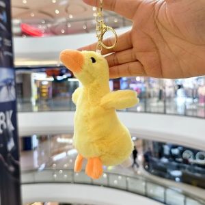 DIVATEN Yellow And White Colored Blowing Duck Plush Doll Mini Size Plush Bag Plush Goose Keychain Pendant Creative Keychain Clip Plush Bag Pendant