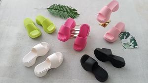 [Free Shipping] 5.5Cm Thick-Soled WomenS Slippers For Outdoor Wear EVA Wedge Heel Solid Color Durable For Home Use