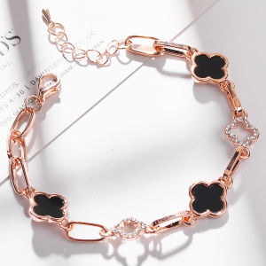 4 Colors four-leaf clover Womens Bracelet Simple Style Alloy Bracelet Gifts for Friends
