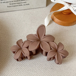 mitch Frosted Three-Flower Hair Clip Clamp Temperament Flower Hair Claw Back Head Shark Clip Hair Accessories