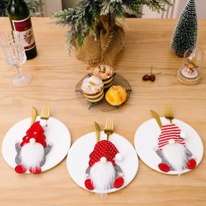 SEKINEW Ba người già không Túi đựng đồ dùng bàn ăn Giáng sinh Chất liệu nỉ Ông già Noel Túi đựng dao dĩa Giáng sinh Đồ trang trí Màu đỏ Túi đựng đồ dùng bằng bạc Ngày Giáng Sinh