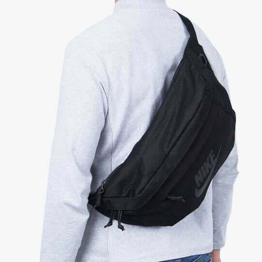 Nike large tech hip pack best sale