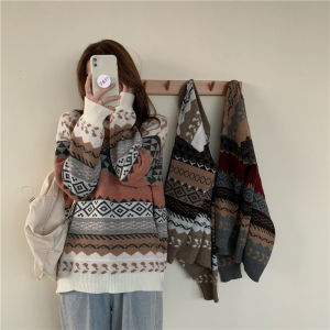 Sweaters Wanita Rajutan Lengan Panjang Longgar Cocok untuk Semua Atasan Modis Kerah Bulat Bergaris