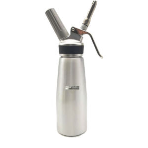 Koryaiko Classic Stainless Steel Whipped Cream Dispenser Cream Whipper (500ml) with 3 Nozzles