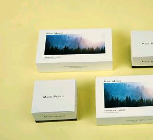 PARFUM MOBIL GANTUNG PENGHARUM GANTUNG LEMARI  PARFUM MOBIL WANGI MEWAH CAR PARFUM PREMIUM CAR PARFUM REFILL PENGHARUM MOBIL GANTUNG PENGHARUM MOBIL MEWAH PENGHARUM RUANGAN PENGHARUM GANTUNGAN PENHGHARUM KAMAR PENGHARUM TOILET AROMATERAPI GANTUNGAN