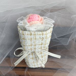 TTEEN GIFT Crochet Flower Knitted Bouquet Wool Birthday Teachers Girl Friend Girl Light 勾线编织针织女生闺蜜花束