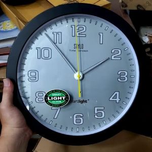 Jam Dinding Smart Light & Glow in the Dark Stylo Sweep Super Silent 34cm