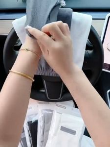 Ice Silk Sunscreen Arm Sleeves UV Protection Cool Thin Arm Guard For Outdoor Cycling Driving
