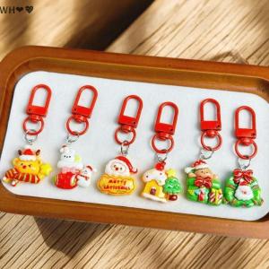 TX💓🧧🏮 ชุดจี้รูปซานตาคลอสการ์ตูนพวงกุญแจน่ารักกระเป๋าเป้สะพายหลังนักเรียนน่ารักจี้อุปกรณ์เสริมงานปาร์ตี้คริสต์มาสของขวัญเล็กๆ