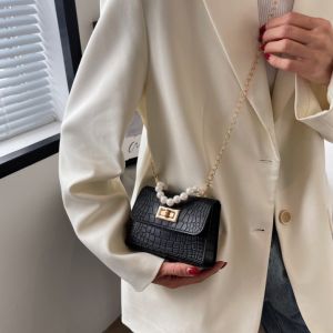 𝑪𝑯𝑰𝑪~💗L2-030 กระเป๋าจิ๋ว-กระเป๋าสะพายข้าง-กระเป๋าถือ กระเป๋าแฟชั่นเกาหลี ลายหนัง มีสายโซ่ มีสายมุก น่ารักมาก