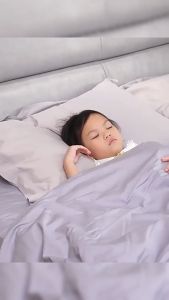 Biblio【Ready in Stock】 Door Closing Cushion Cartoon Silicone Anti Collision Slamming Stopper for Door Lock Silent 1Pc