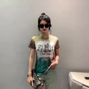 Ammin 2024 đơn giản Mới Mùa Hè cổ tròn áo phông ngắn tay nữ phiên bản Hàn Quốc r Định vị in graffiti Áo Blouse thanh lịch giản dị