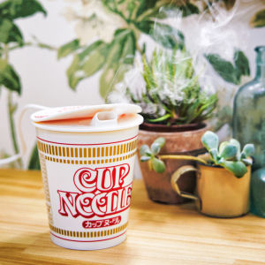 ! NISSIN CUP NOODLE 50TH ANNIVERSARY CUP NOODLE Humidifier (Large Magazine Appendix)/50