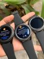 Đồng hồ thông minh Samsung Gear S3 Frontier. 