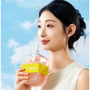 Ice compartment water bottle dualpurpose fitness