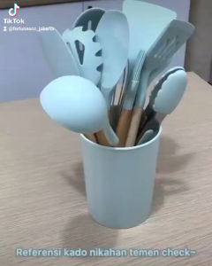 READY STOK COD Sillicone Utensil Spatula 13 Pcs / Sutil Karet BPA Free Food Grade Gagang Kayu / GRATIS PACKING BUBBLE WRAP DAN DOUBLE DUS / Sodet Peralatan Masak Serbaguna