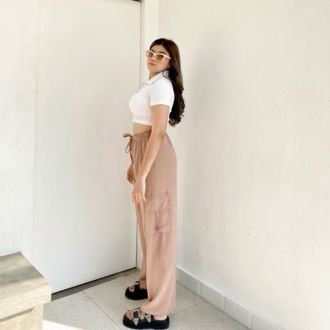 Celana%20Kulot%20Cargo%20Cringkle%20Airflow%20Wanita%20premium%20-%20Image%202