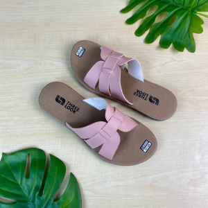 THREELOOK Official - Sandal Kulit Wanita Sandal Kekinian Sendal Sandal Slop Wanita Anti Slip Anti Licin Sendal Flat - GISEL