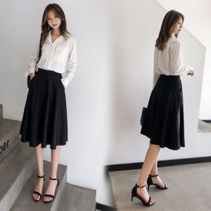 Chân Váy Xòe Đầu Gối có túi siêu xinh cho các nàng