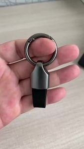 Kail Luxury Men Women Suede/Metal Key Chain Fashion Keychain Key Ring Holder For MG MG5 GS HS GT ZST MG3 MG6 MG7 Hector ZX EZS Energy 4Y1Z7