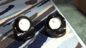 โคมไฟกลางคืนแบบชาร์จไฟได้ตรวจจับการเคลื่อนไหวมีไฟ LED แบบหมุนได้พื้นผิวเอบีเอสเหมาะสำหรับโถงทางเดินและบันได