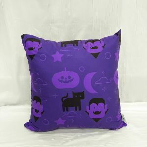 หมอนอิง ลาย Halloween ผลิตจากผ้าไมโครป้องกันไรฝุ่น ด้านในยัดด้วยใยสังเคราะห์ เหมาะสำหรับประดับ ตกแต่งห้อง ส่งจากไทย