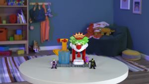 Bộ đồ chơi Fisher-Price Imaginext DC Super Friends Batman bộ đồ chơi đổi màu Joker Funhouse cho trẻ mầm non chơi giả vờ cho trẻ em từ 3 tuổi trở lên