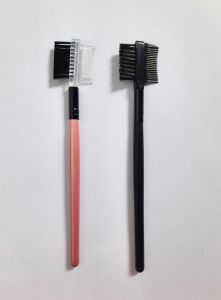 {\n \"article\": \" Sikat Alis 2 in 1: Aksesori Penata Rambut yang Wajib Anda Miliki