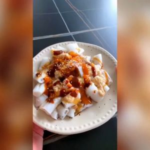 Lee Cheung Woo Rice Roll Powder and Chestnut Powder