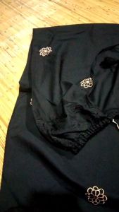 Telekung Izara Corak Songket sangat menawan Viral Ready Stok