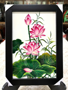 Tranh sơn mài Thanh Bình Lê- HOA SEN/ CÚC size 20x30 cm hàng cao cấp