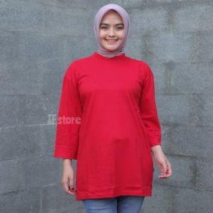 Kaos Basic Merah Oversize Panjang Lengan 7/8 Belah Pinggir Atasan Wanita Muslimah Jumbo Hijab Style