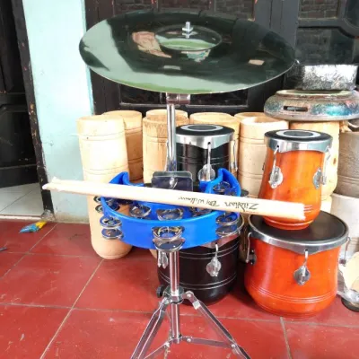 Simbal set markis atau marawis