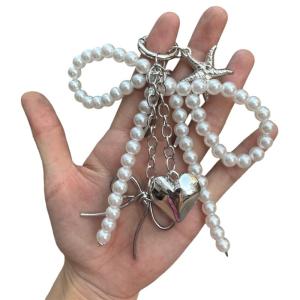 Unique Beaded Pearls Bowknot Key Chains Chic Pearls Bowknot Keyring Aesthetic Beaded Keyring Charm for Handbags and Keys