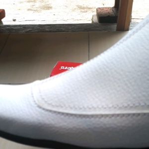 Sepatu Bustong Sepatu Habib Bahar Lembut Simpel Nyaman Sepatu Putih